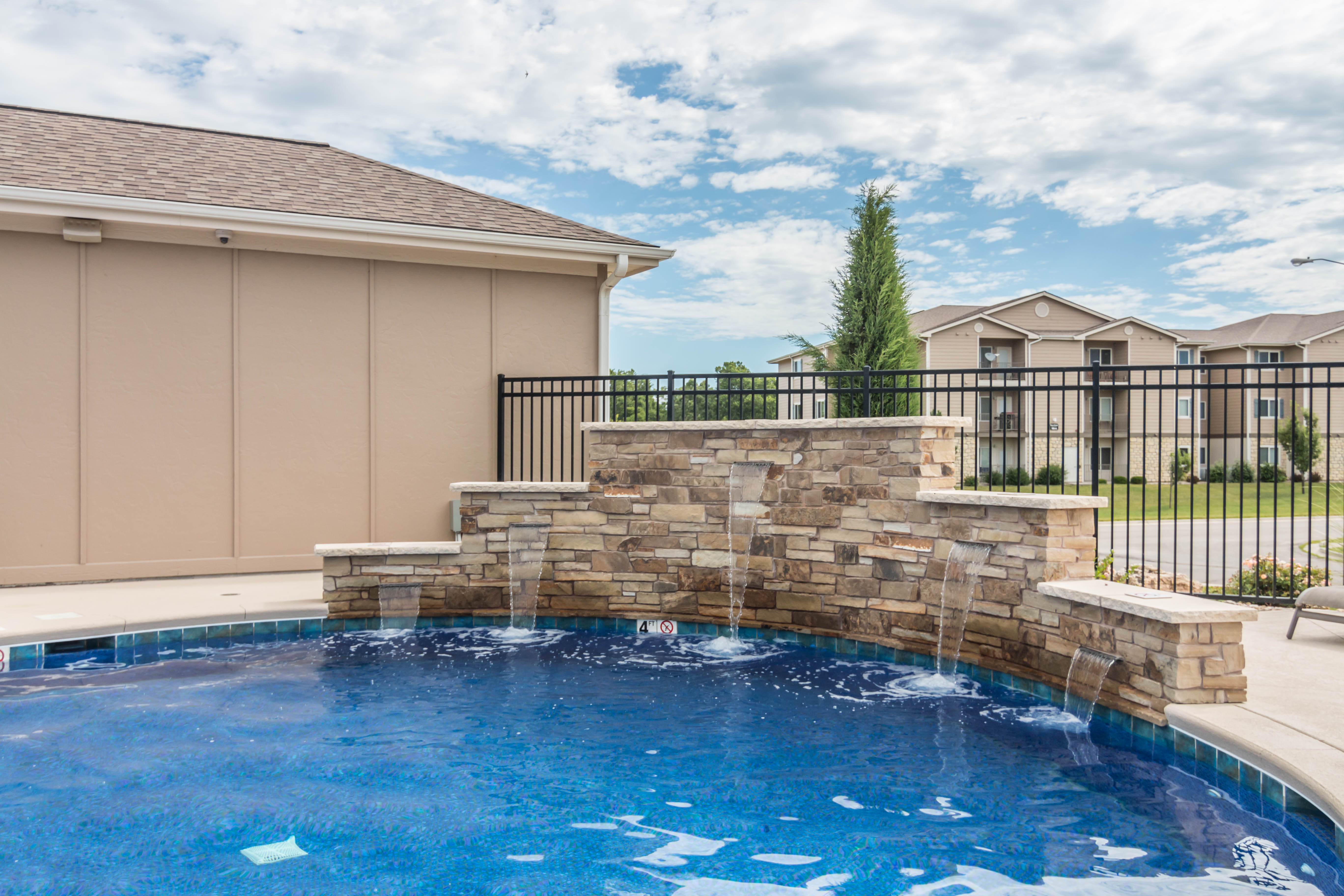 Stone Pointe Apartments3 HRC Apartments and Townhomes